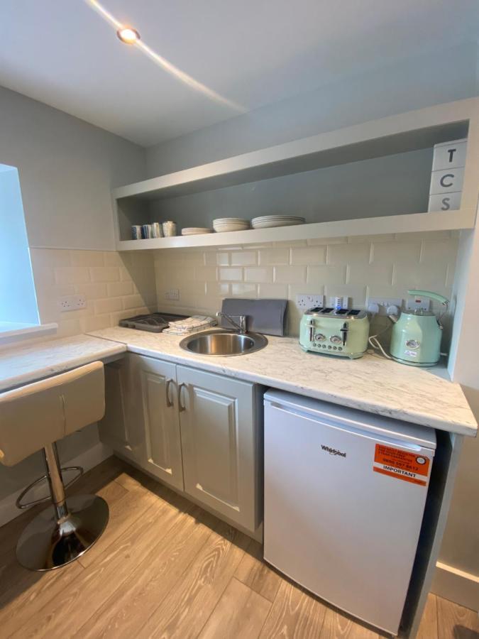 Baxters Apartments Milford Esterno foto